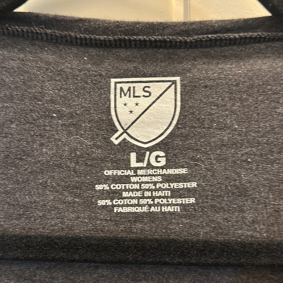 Atlanta United t-shirt - Picture 3 of 3